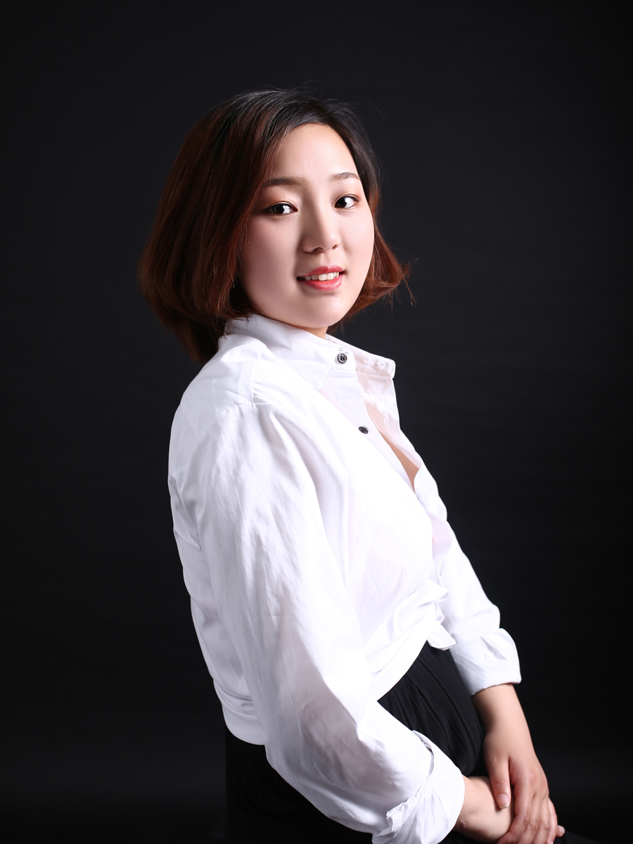 首席設(shè)計(jì)師:張海艷